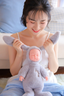 各种姿势玩小处雌女TXT视频